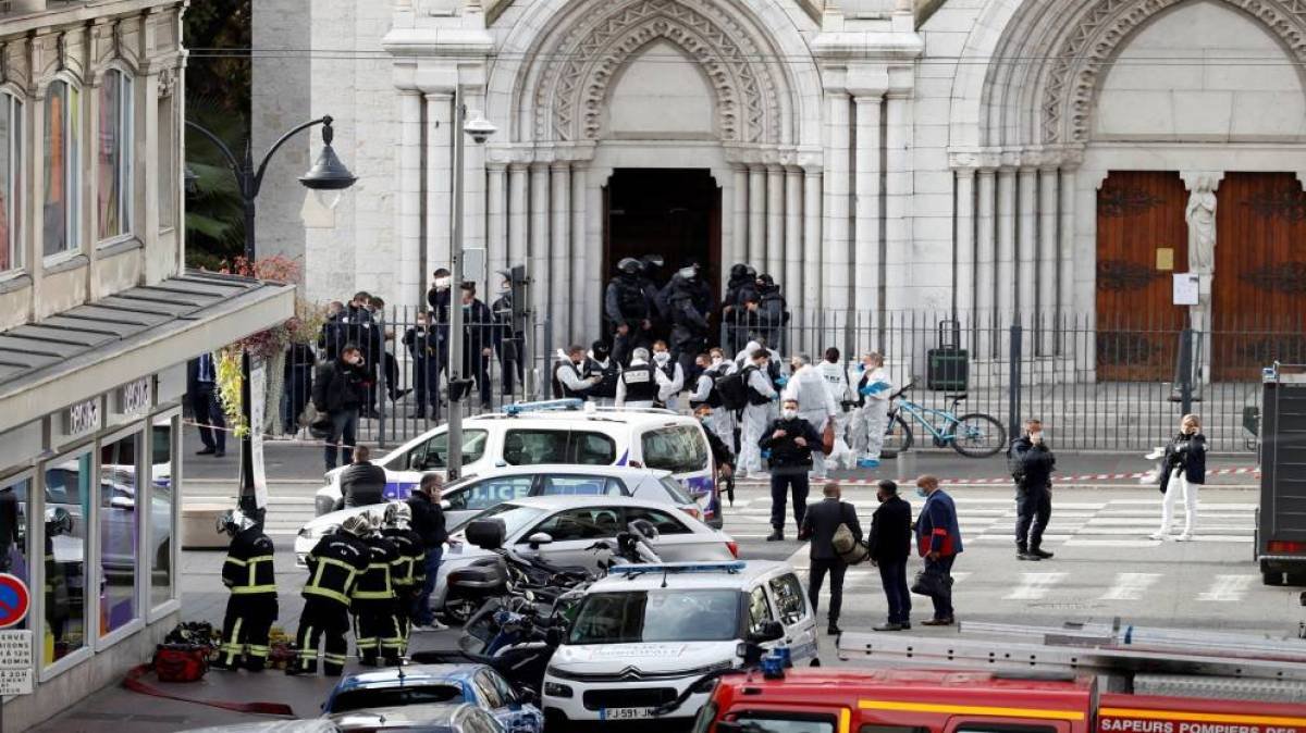 وسائل إعلام فرنسية: مهاجم نيس يدعى إبراهيم ويبلغ من العمر 25 عاما