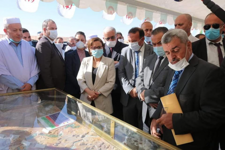 أرزقي براقي: يتفقد محطة تصفية المياه المستعملة كاف الدخان ببلدية العطف