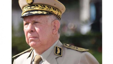 الفريق السعيد شنقريحة في زيارة عمل وتفتيش إلى الناحية العسكرية الأولى بالبليدة.