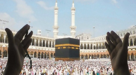الديوان الوطني يستعد لعودة رحلات العمرة بعد فتح المجال الجوي.
