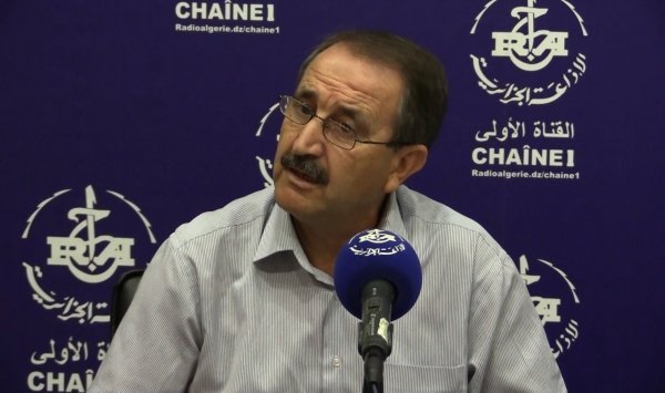 الوزارة توصي بتسقيف عدد الطلبة في النقل الجامعي واعتماد الوجبات المتنقلة