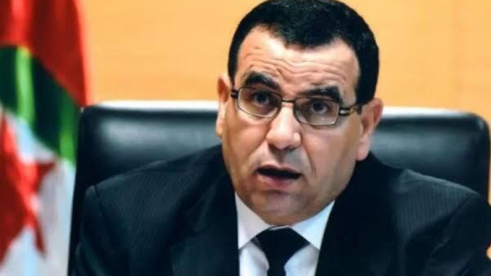 وزير العمل: عجز مالي بقيمة 700 مليار دينار في الصندوق الوطني لتقاعد