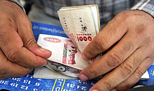"حماية المستهلك" تطالب برفع الأجور ومراجعة سياسة الدّعم