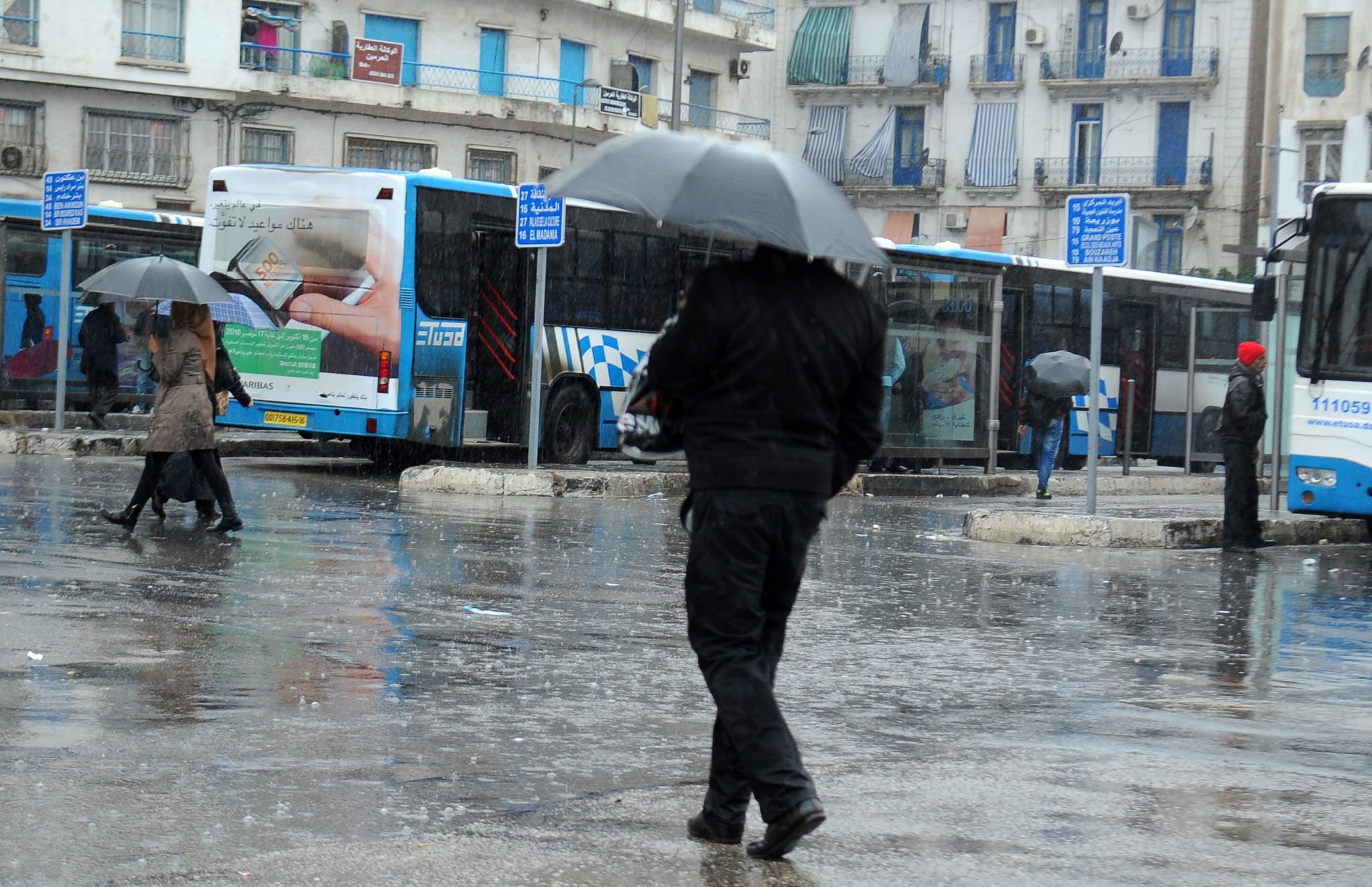 انخفاض درجات الحرارة و تسجيل أجواء مغشاة على ولايات من الوطن