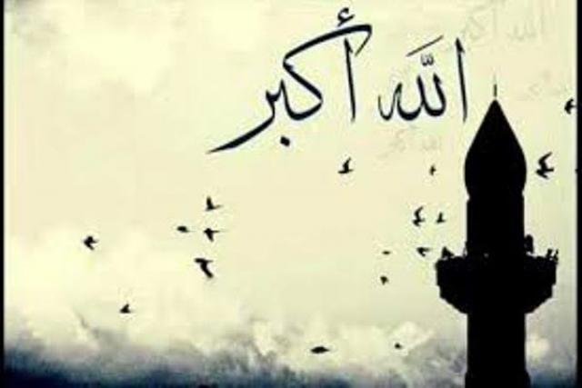 الأذان يدوي سماء ألمانيا لأول مرة