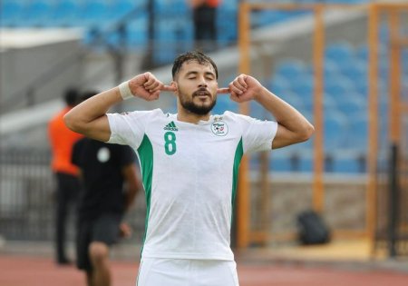 الكاف تثنى على بلايلي و المنتخب