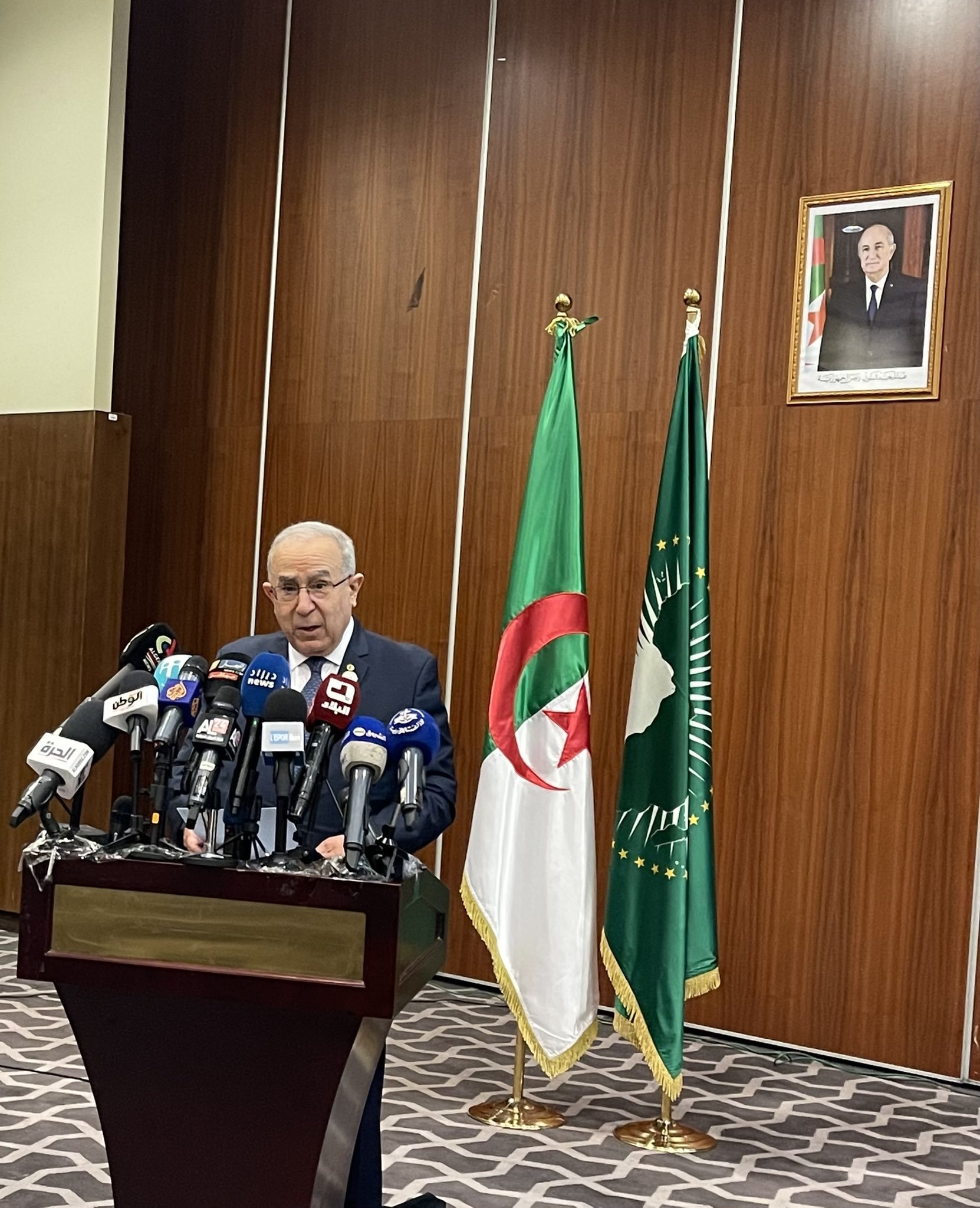 افتتاح أشغال الندوة الثامنة حول السلم والأمن في إفريقيا بوهران
