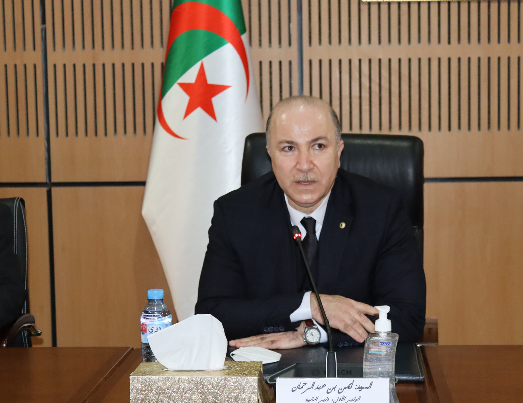 بن عبد الرحمان يدعو إلى ضرورة تعزيز المكاسب المحققة و تشجيع الانتاج الوطني