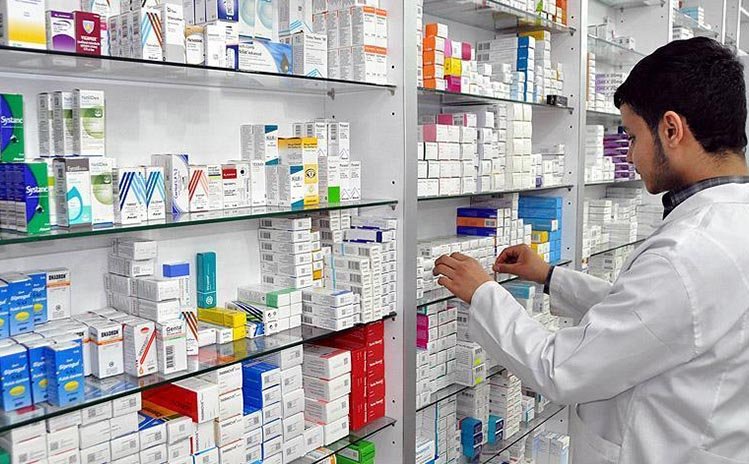نقابة الصيادلة المعتمدين توضح بخصوص بيع إعتماد الصيدليات