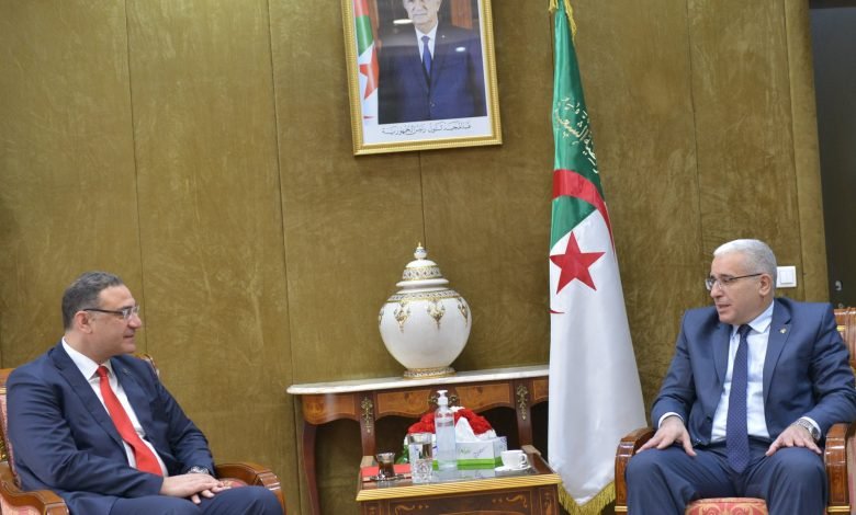 بوغالي يؤكد على تعزيز التعاون البرلماني مع مصر