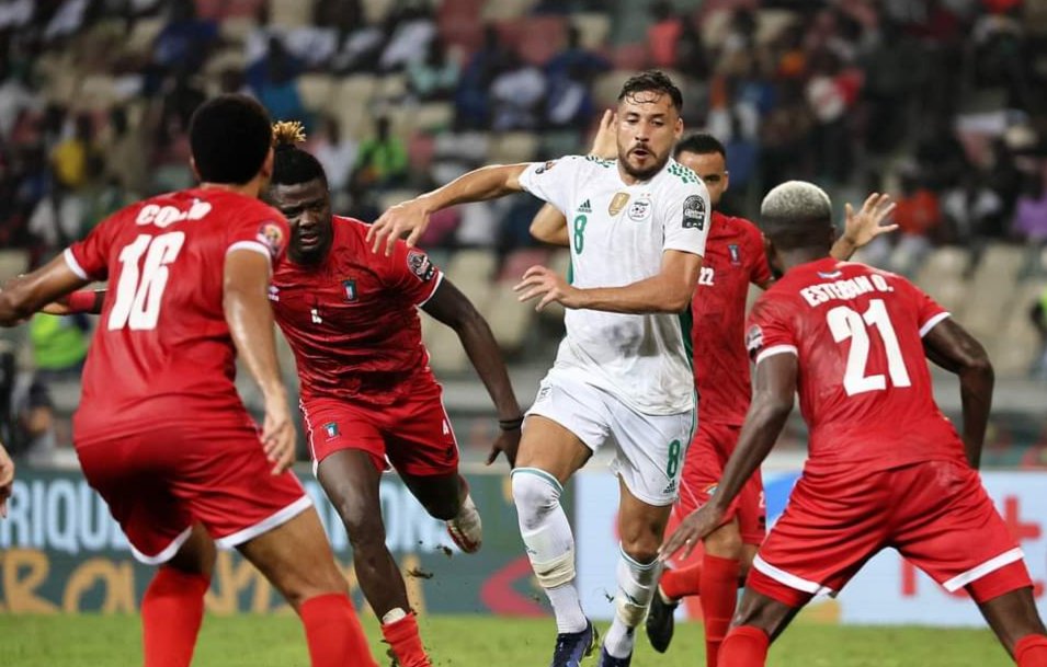 المنتخب الوطني يسقط أمام غينيا الإستوائية