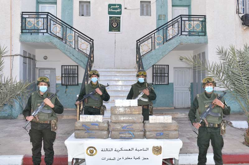 إحباط إدخال أزيد من 23 قنطار من المخدرات عبر الحدود المغربية