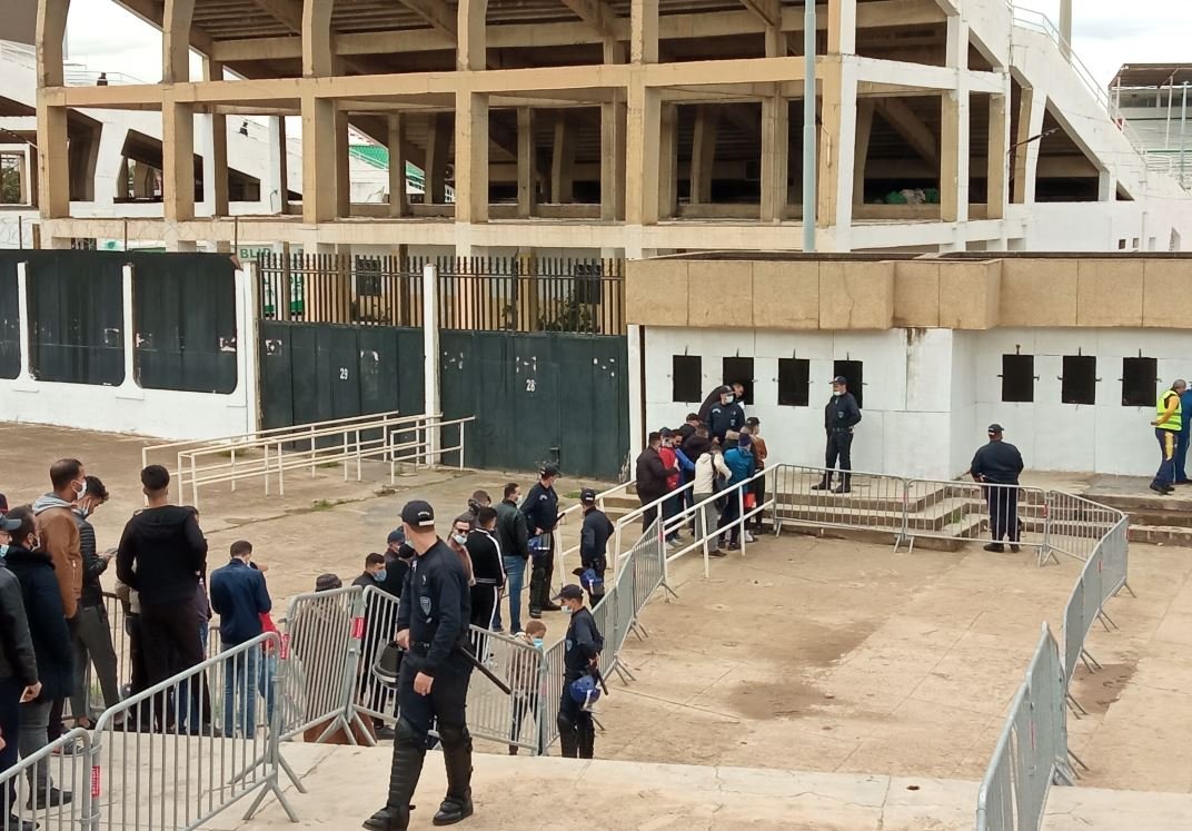 إنطلاق عملية بيع تذاكر مباراة الإياب الجزائر ضد الكاميرون الأحد المقبل