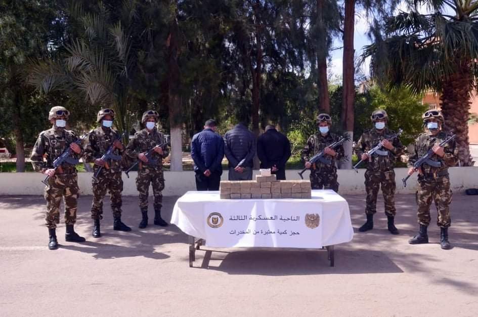 إحباط محاولة إدخال أكثر من 28 قنطار من المخدرات غبر الحدود مع المغرب