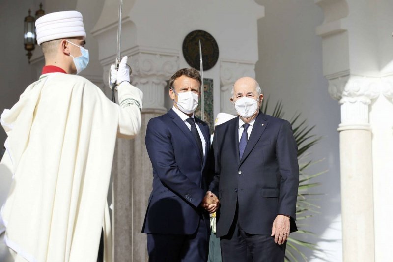 الفيزا، ملف الإستعمار، الغاز ومباراة بين الجزائر وفرنسا..هذا أهم ماتطرق إليه ماكرون اليوم