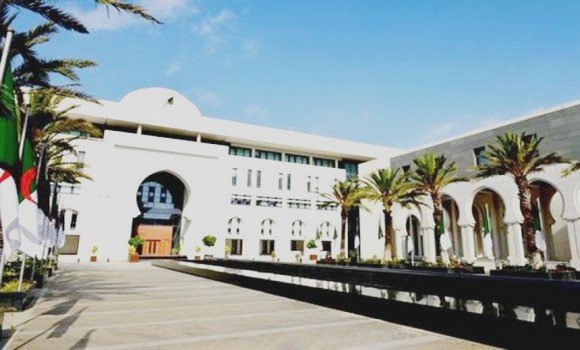 الخارجية الجزائرية تدين المجزرة التي ارتكبتها جماعات مسلحة بالكونغو