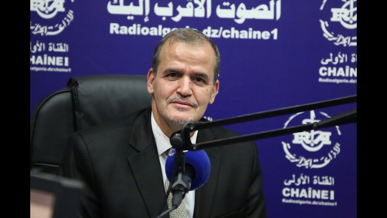رزيق يطلق حملة تحسيسية للحد من المنتوجات التي تحمل رموز وألوانا تمس بالعقيدة الدينية