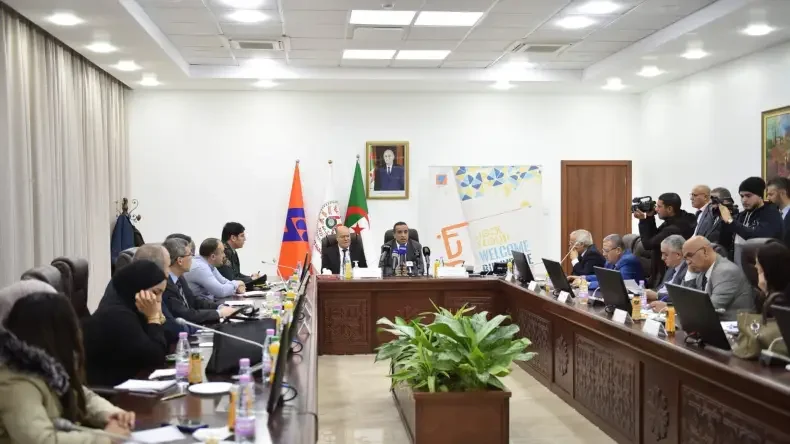 مدير سونلغاز :نحو انشاء شبكة كهرباء مباشرة مع ليبيا