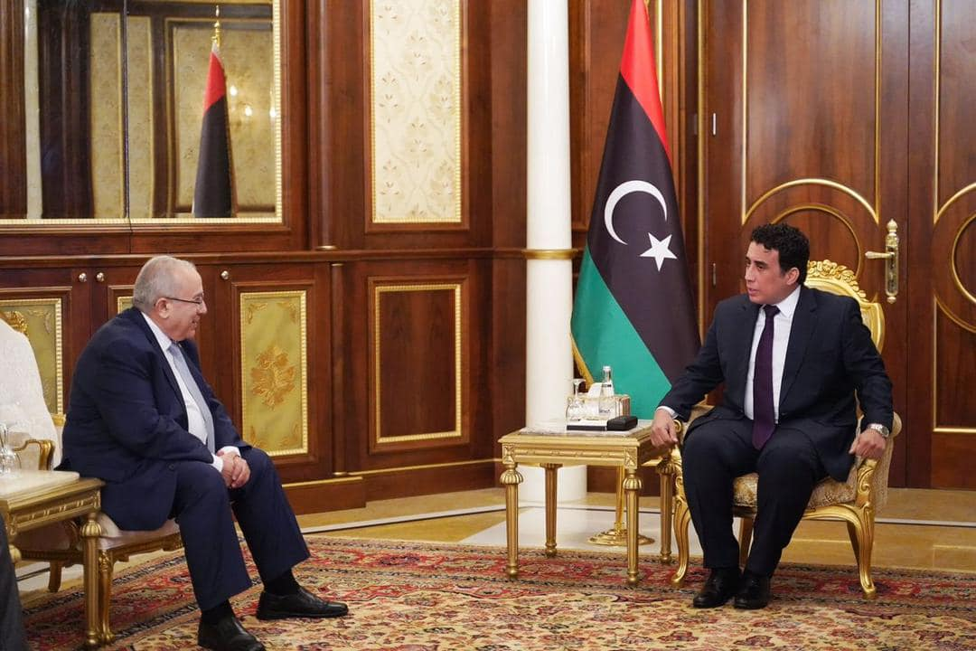 لعمامرة يلتقي رئيس المجلس الرئاسي الليبي