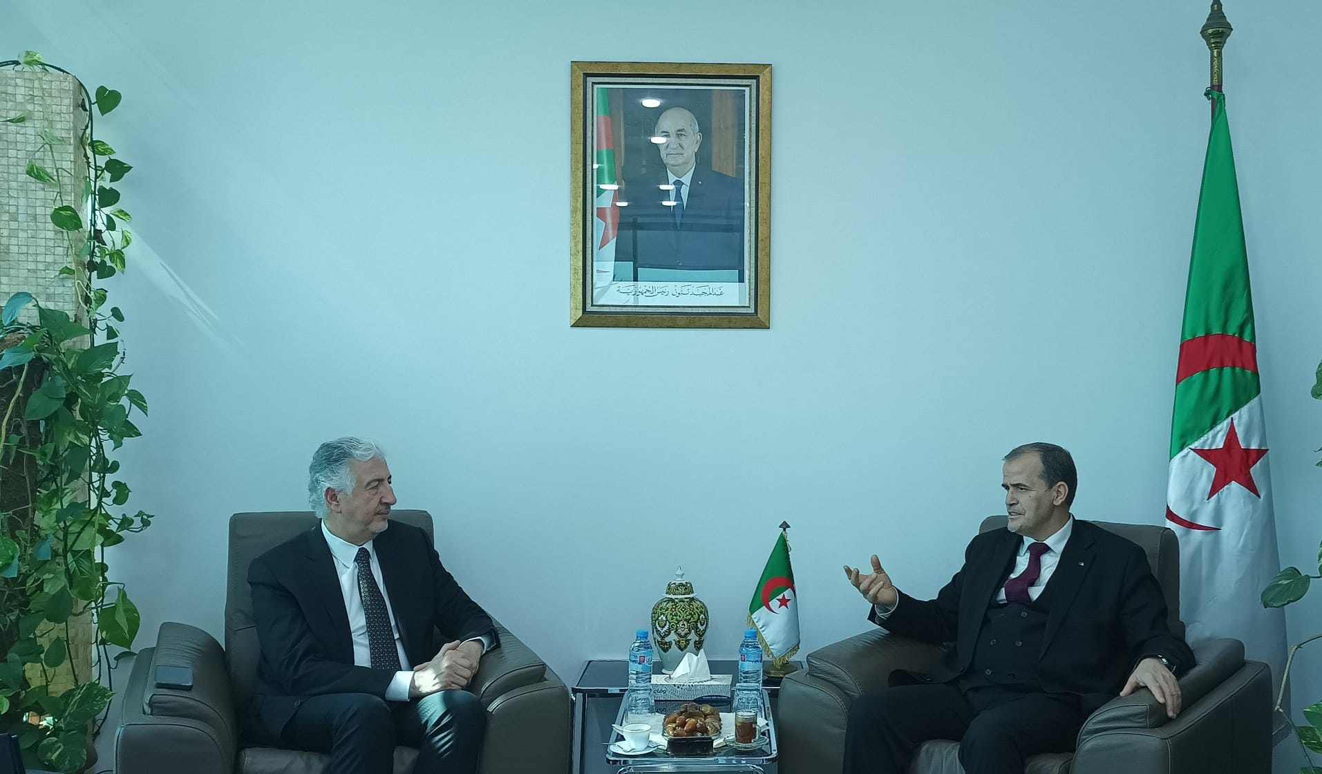 وزير التجارة يستقبل الرئيس التنفيذي للمؤسسة الدولية الإسلامية لتمويل التجارة