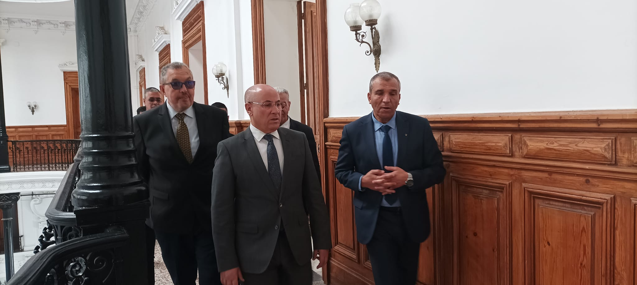 زيتوني يدعو إلى اعادة النظر في القانون الأساسي للغرفة الجزائرية للتجارة والصناعة