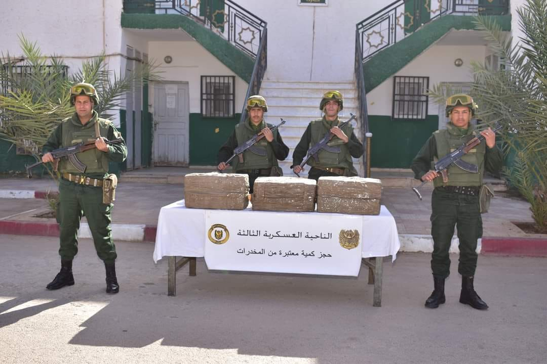 إحباط محاولات إدخال أزيد من 9 قناطير من الكيف المعالج عبر الحدود مع المغرب