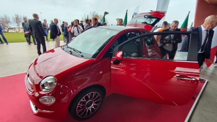 سفارة الجزائر بإيطاليا تنظم منتدى اقتصادي حول آفاق تطوير صناعة السيارات في الجزائر
