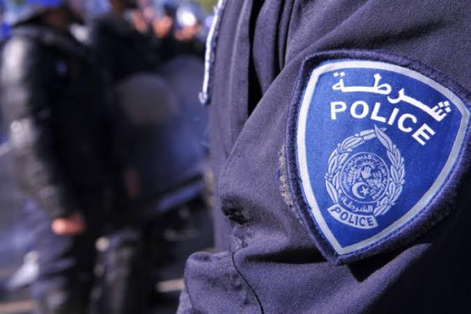 أمن ولاية الجزائر: توقيف 15 شخص مشتبه فيه وحجز 377 كبسولة من المؤثرات العقلية