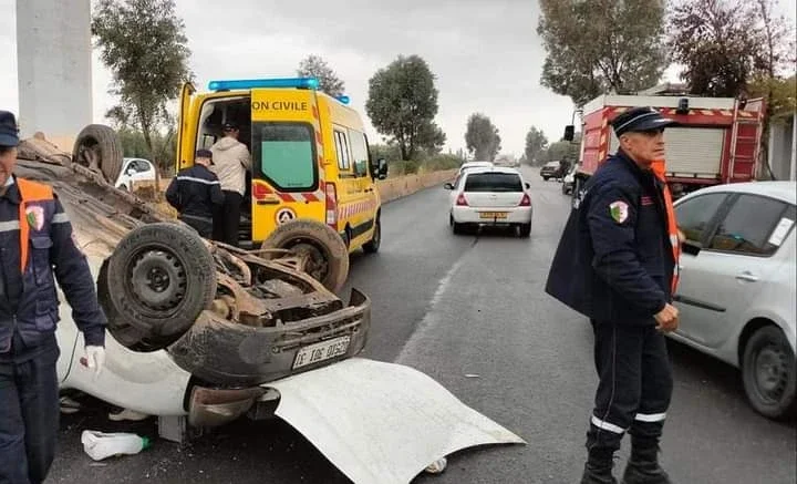الحماية المدنية: إصابة 17 شخصا في حادث مرور بسكيكدة