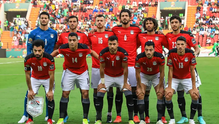 المنتخب المصري يحط الرحال بالإمارات اليوم