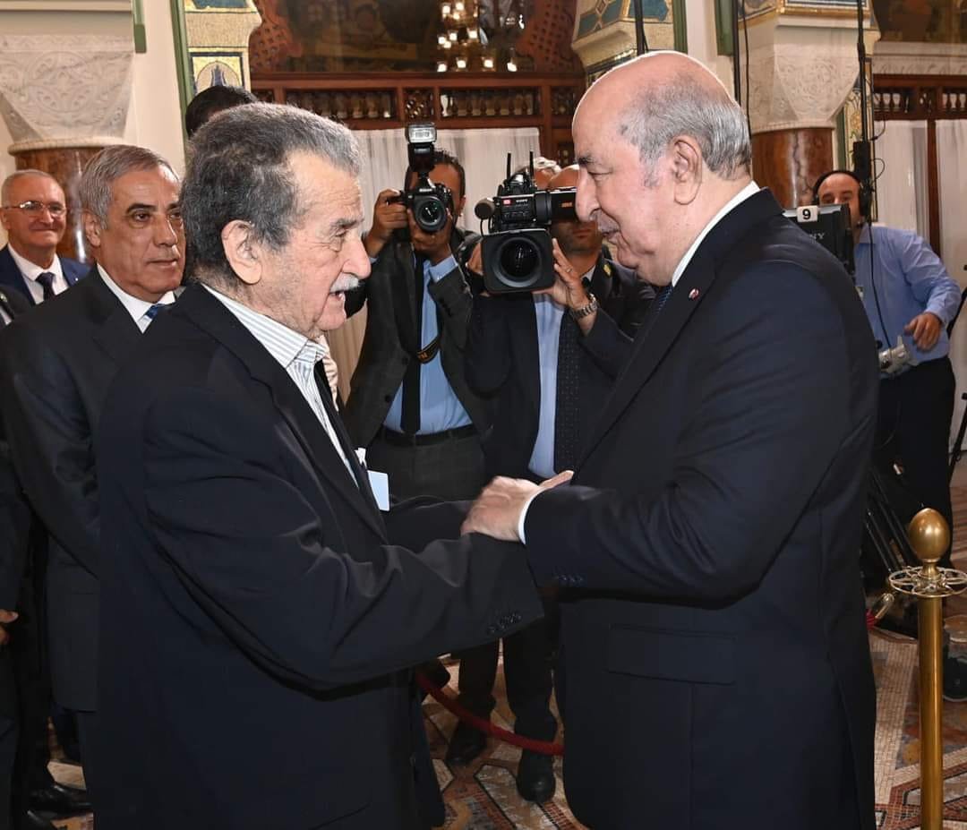 الرئيس تبون يعزي في وفاة المجاهد العقيد يوسف الخطيب
