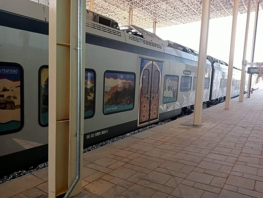إنطلاق أولى رحلات القطار الجديد الرابط بين بوغزول – الجلفة - الأغواط