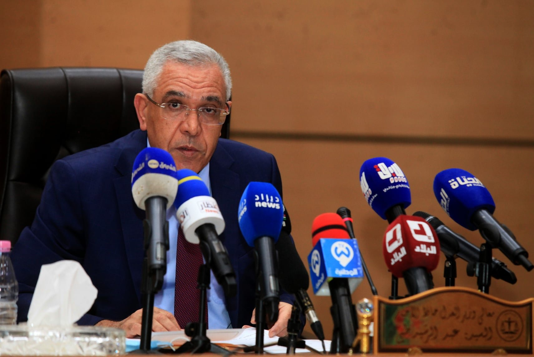 وزير العدل يؤكد على ضرورة مواصلة العمل لإسترجاع ثقة المواطن في العدالة
