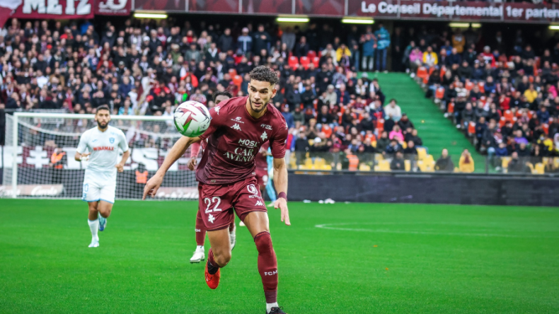 قيطون في التشكيلة المثالية للجولة 12 من الدوري الفرنسي