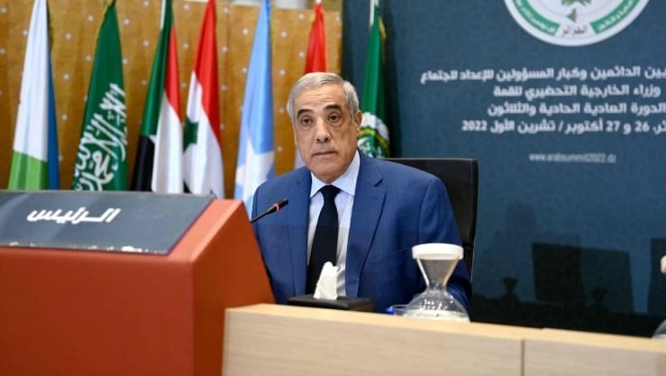 الوزير الأول يتوجه إلى الكويت لنقل تعازي الرئيس تبون في وفاة أمير الكويت