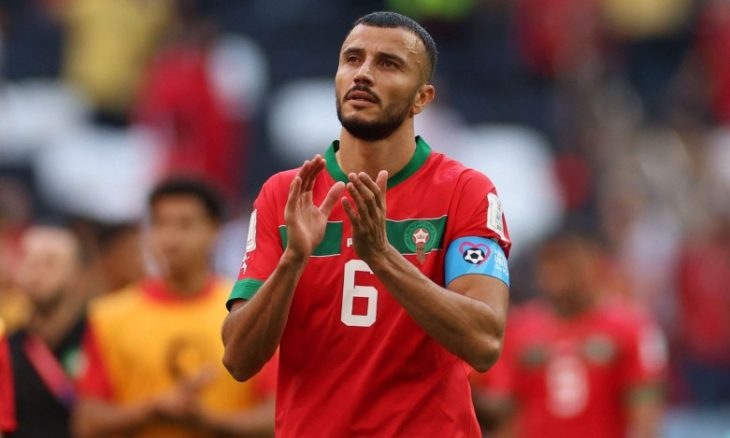 قائد المنتخب المغربي يرشح الجزائر للتتويج بكان كوت ديفوار