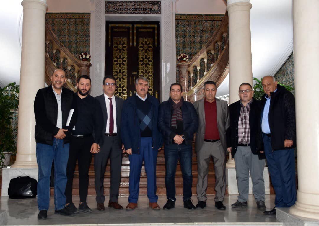 مسؤولو فريقي المولودية والسياربي يشددون على التحلي بالروح الرياضية