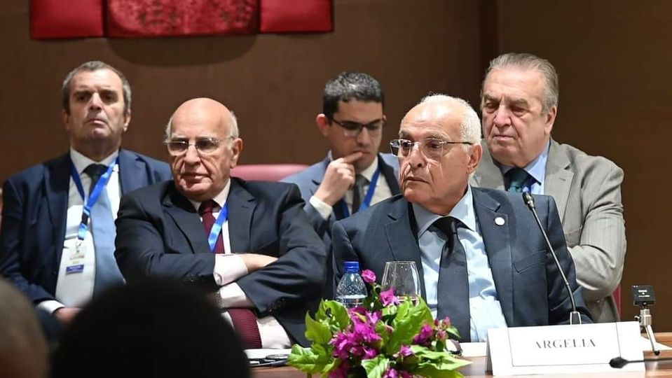 عطاف يحل بكامبالا عاصمة جمهورية أوغندا
