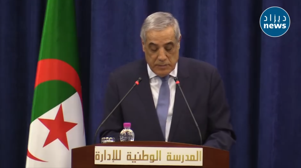 الوزير الأول نذير العرباوي يشرف على حفل تخرج الدفعة الـ 52 للمدرسة الوطنية للإدارة