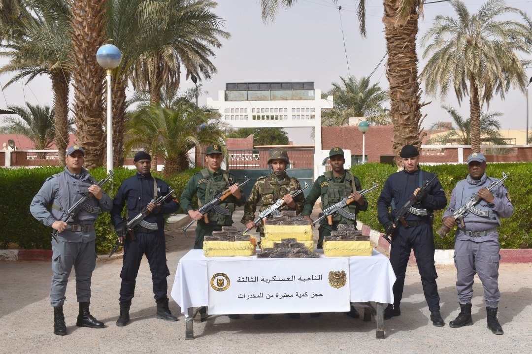 إحباط محاولة إدخال كميات كبيرة من المخدرات عبر الحدود مع المغرب