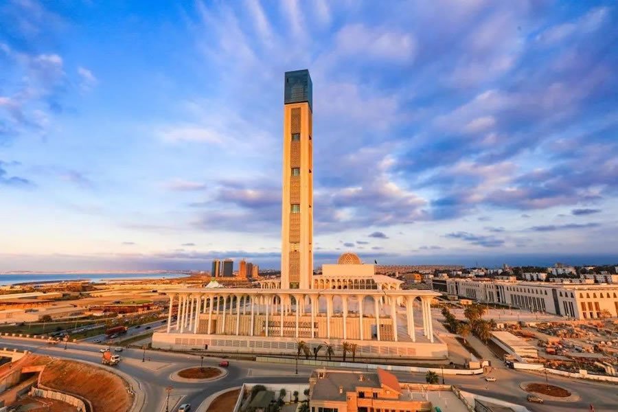 إدارة جامع الجزائر تعلن عن قائمة قراء صلاة التراويح لشهر رمضان